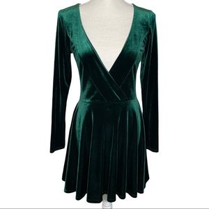 UO's Kimchi Blue Green Velvet Long Sleeve Dress